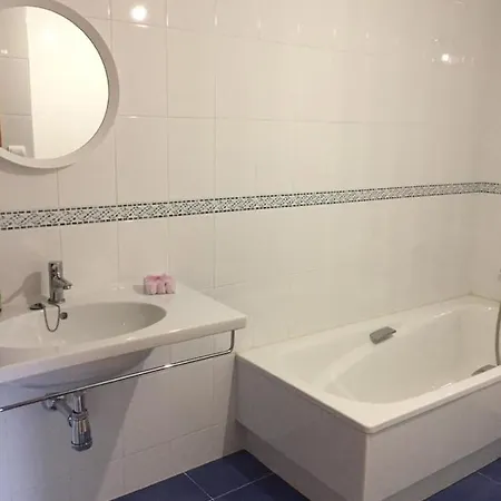 Precioso Adosado A 5 Minutos De La Playa De 米尼奥